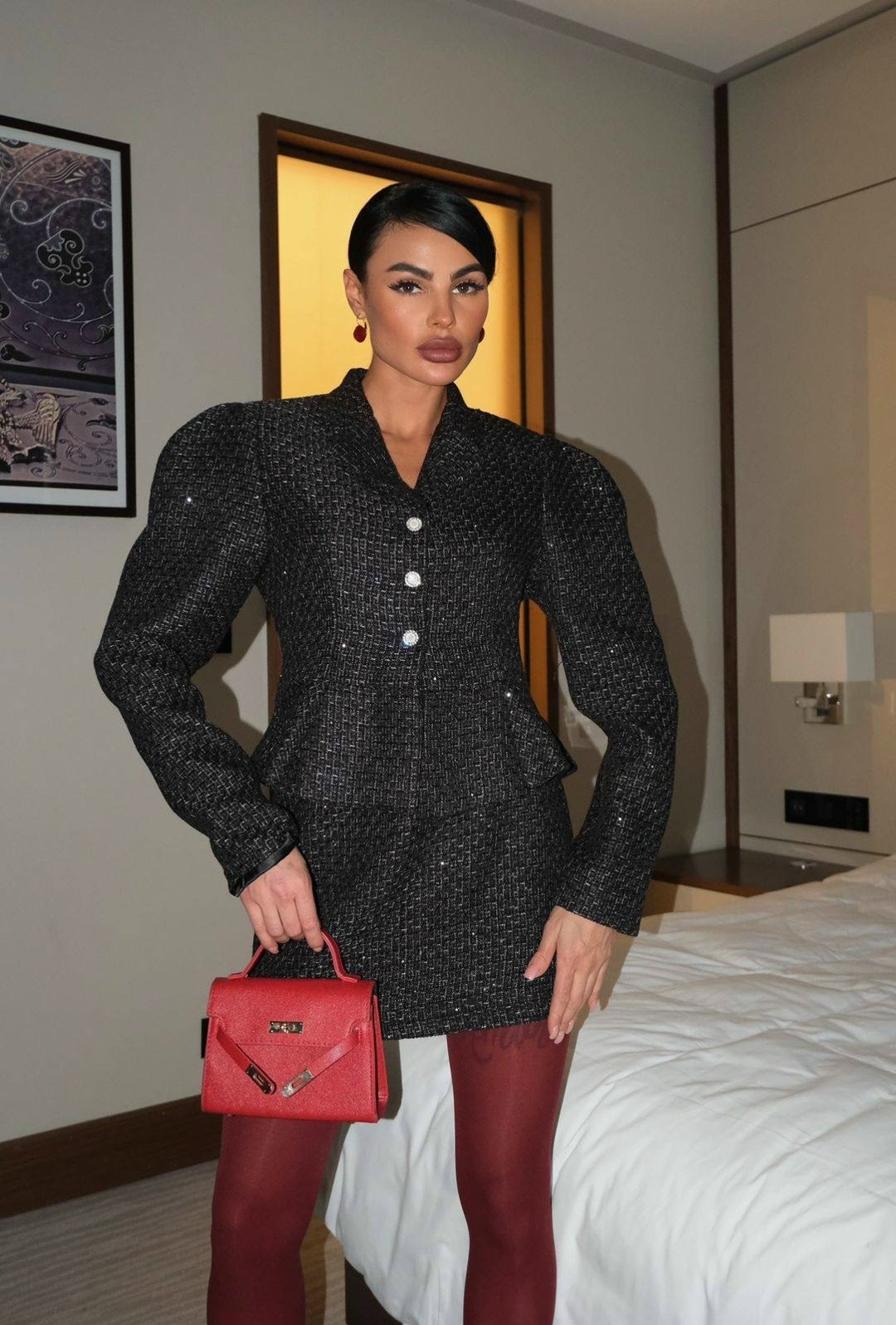 пиджак твидовый укороченный оверсайз нарядный lubvi.brand,стильные наряды,пиджак пайетка со стразами aiken цвет черный,пиджак