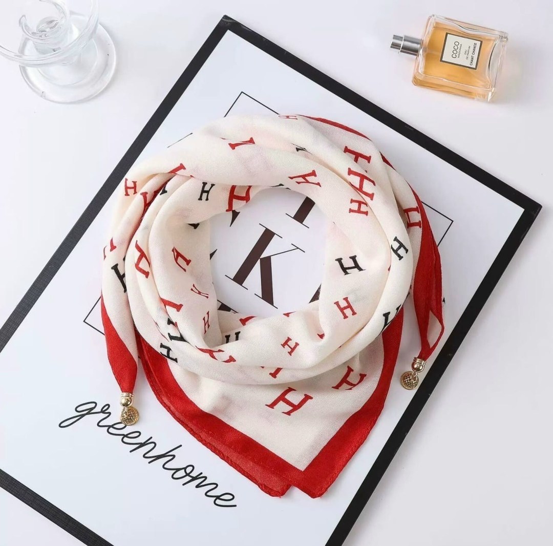 платки шейный,шарф шелковый женский,женский шарф,шелковый шарф,шарф стильный