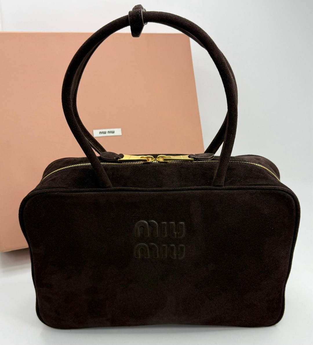 сумка женская замшевая тоут большая miu miu,сумка miu miu натуральная замша,женская замшевая сумка miu miu arcadie коричневая,сумка miu miu замшевая коричневая,сумка женская miu miu