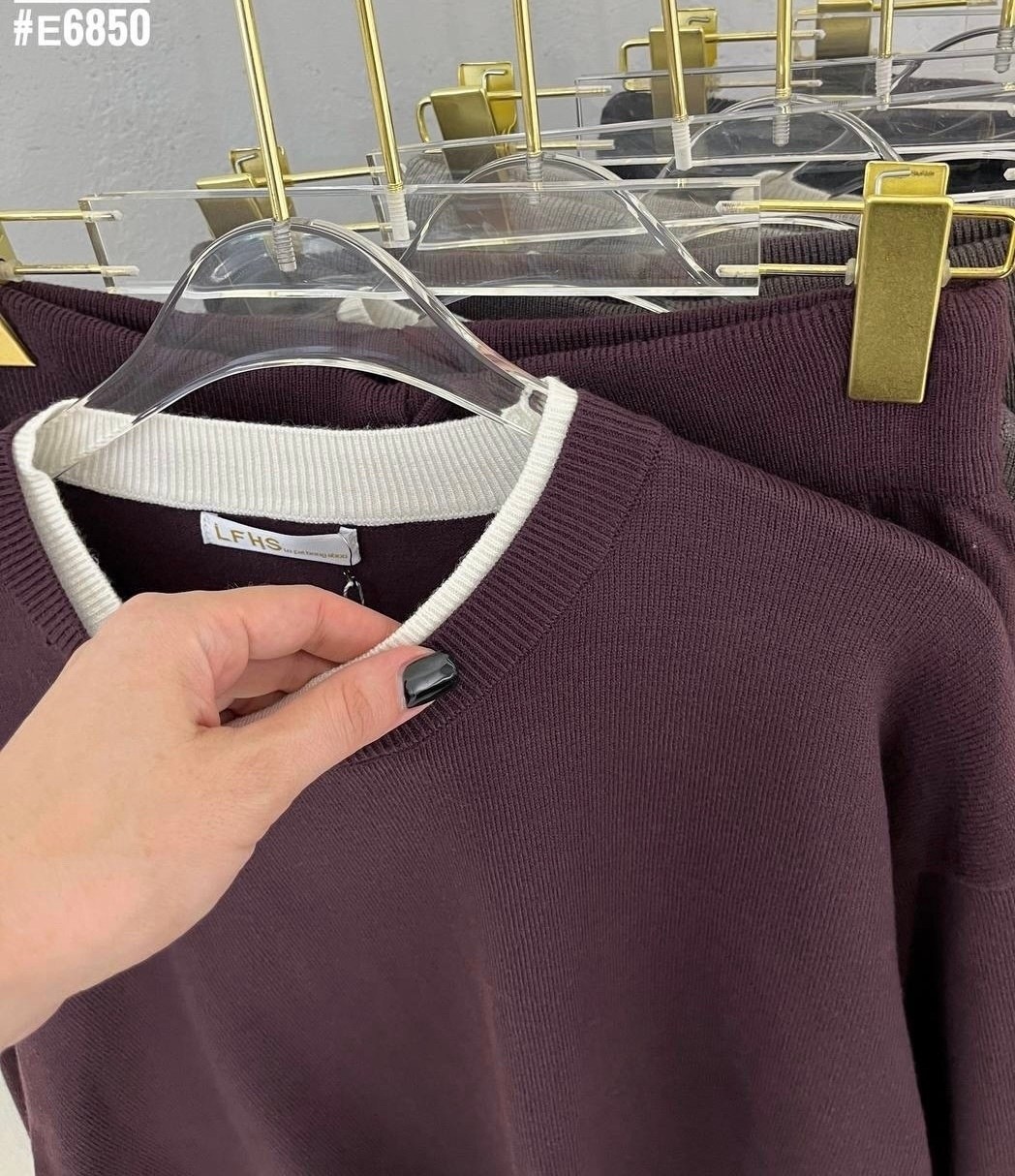 женский костюм,костюм трикотажный брючный клеш khubbi,костюм трикотажный,трикотажные костюмы женские,костюм с брюками