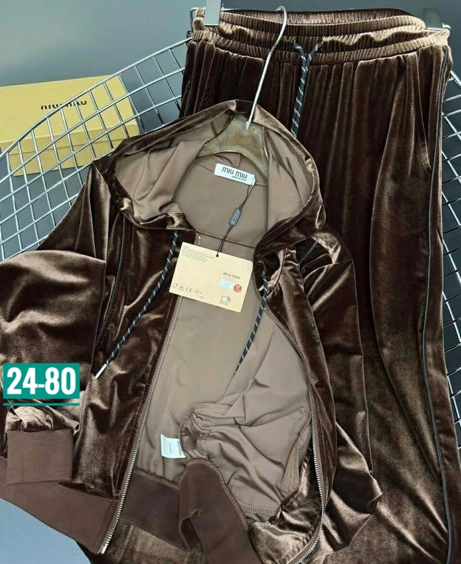 велюровый костюм,велюровый спортивный костюм,велюровый костюм женский,костюм женский ткань бархат,спортивные велюровые женские костюмы