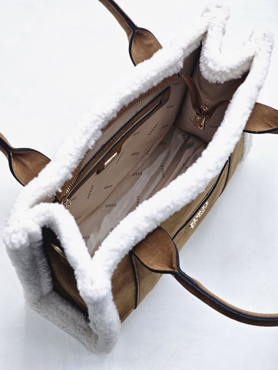 сумка женская с мехом натуральная,сумка,сумка женская guess,сумка женская с мехом 35х28 см z-gallery,женская сумка