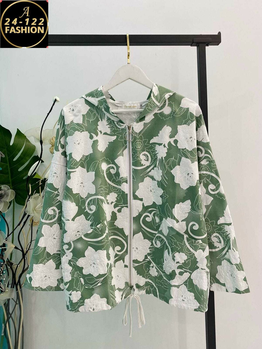 ветровка женская,куртка женская,ветровка,ветровка женская верхняя одежда,кофта женская