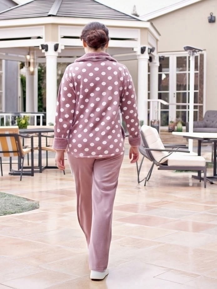 флисовая пижама женская валберис,валберис пижамы женские теплые,пижамы для женщин,теплая пижама женская,флисовая пижама