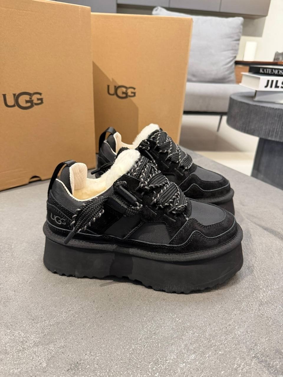 ,кроссовки ugg женские,кроссовки ugg зимние,кеды зимние ugg lowmel trainer premiumshoes цвет черный,кроссовки зимние женские ugg модель 551082