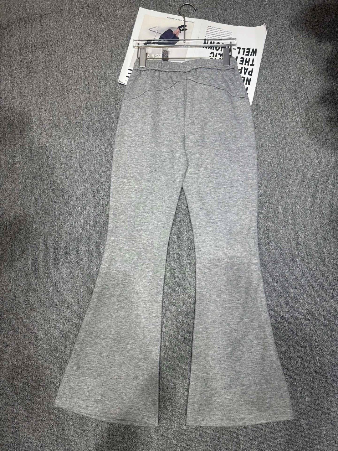 спортивные брюки в корейском стиле,брюки спортивные,широкие спортивные штаны,широкие спортивные брюки,повседневные спортивные брюки