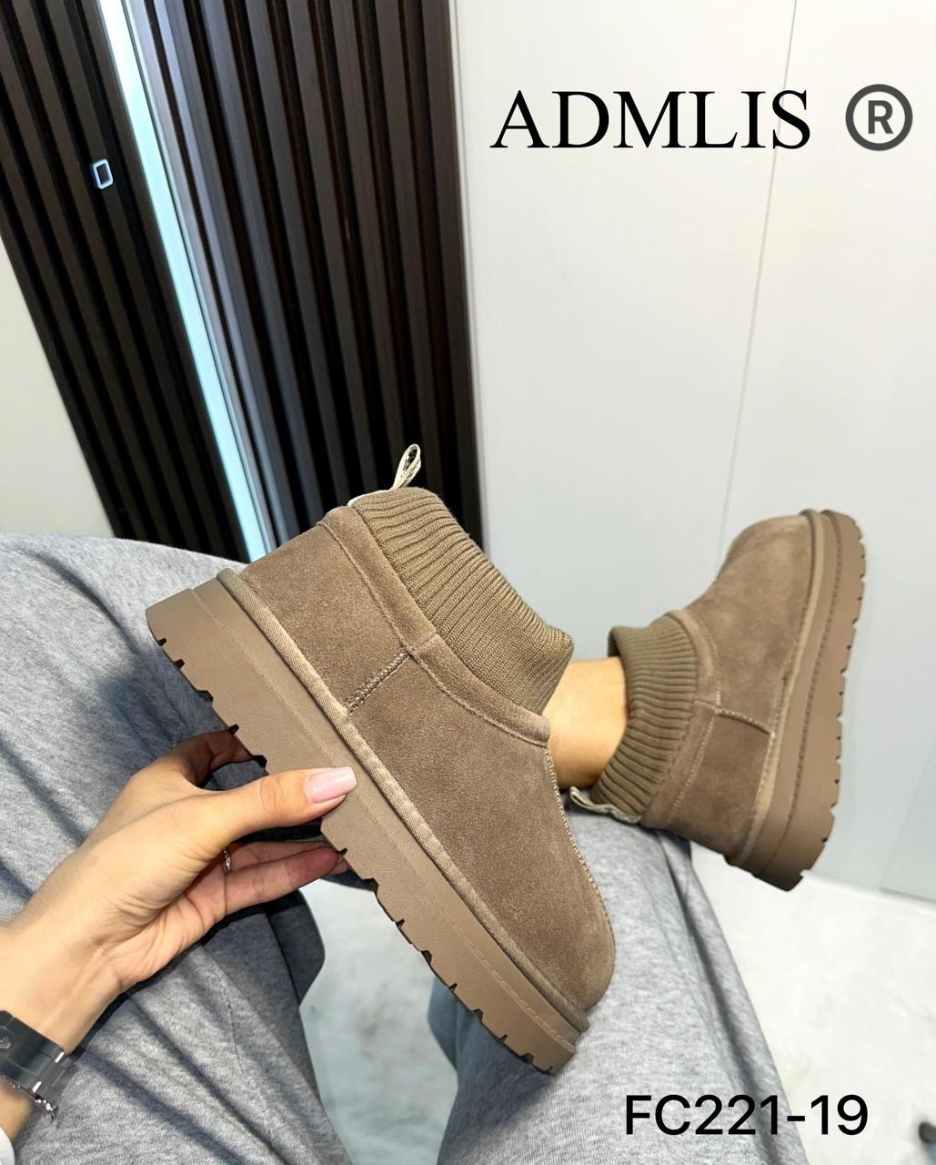 угги женские,,женская зимняя ,угги женские зимние,угги женские ugg