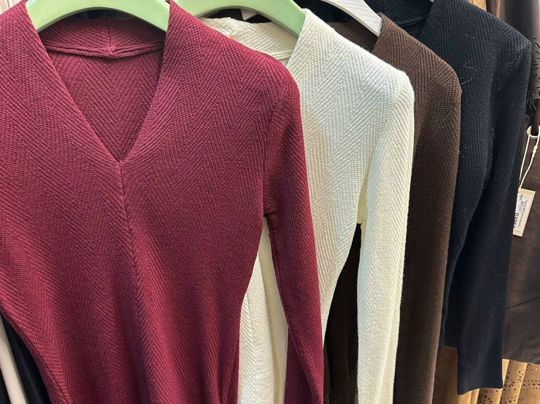 модные свитера,свитер пуловер,кофта женская свитер,трикотажный свитер,женский трикотажный свитер с v образным вырезом