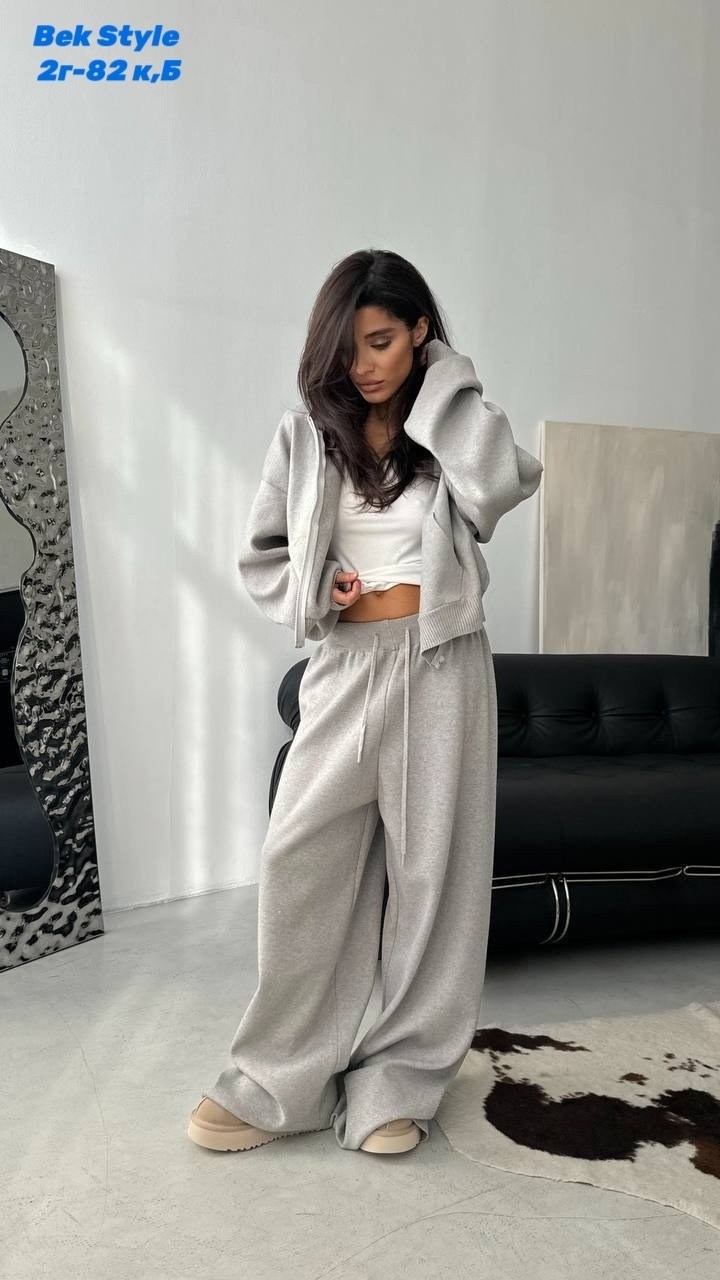 вязаные костюмы,костюм с капюшоном,женский костюм,костюм женский на флисе,трикотажный костюм