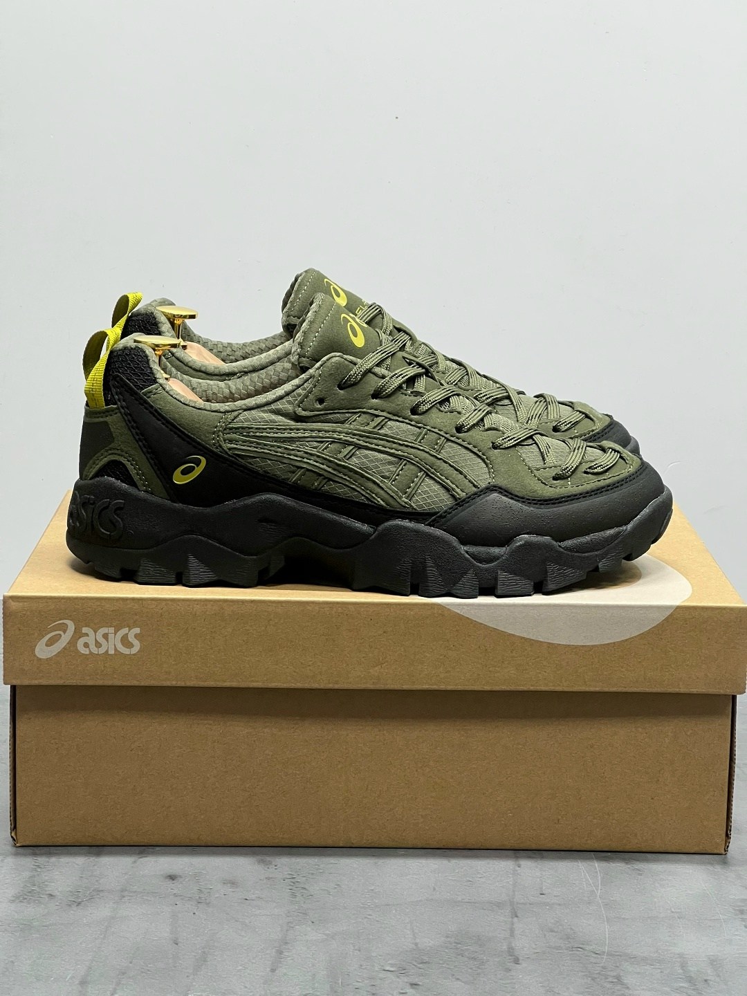 кроссовки asics gel-pickax,asics низкие повседневные туфли gel pickax армейский зеленый,кроссовки asics,кроссовки asics gel,мужские походные кроссовки asics gel-pickax