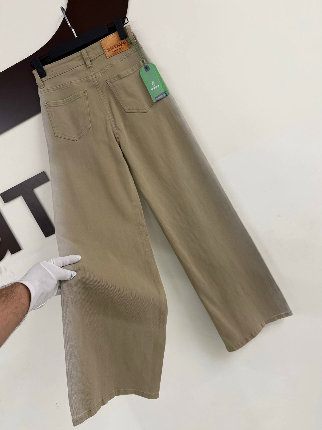 бежевые джинсы женские широкие,джинсы широкие,бежевые джинсы,повседневные брюки,женские джинсы