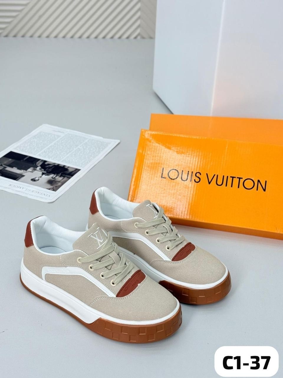 кроссовки louis vuitton,кеды louis vuitton trainer,кроссовки louis vuitton мужские,кроссовки женские louis vuitton,кеды louis vuitton