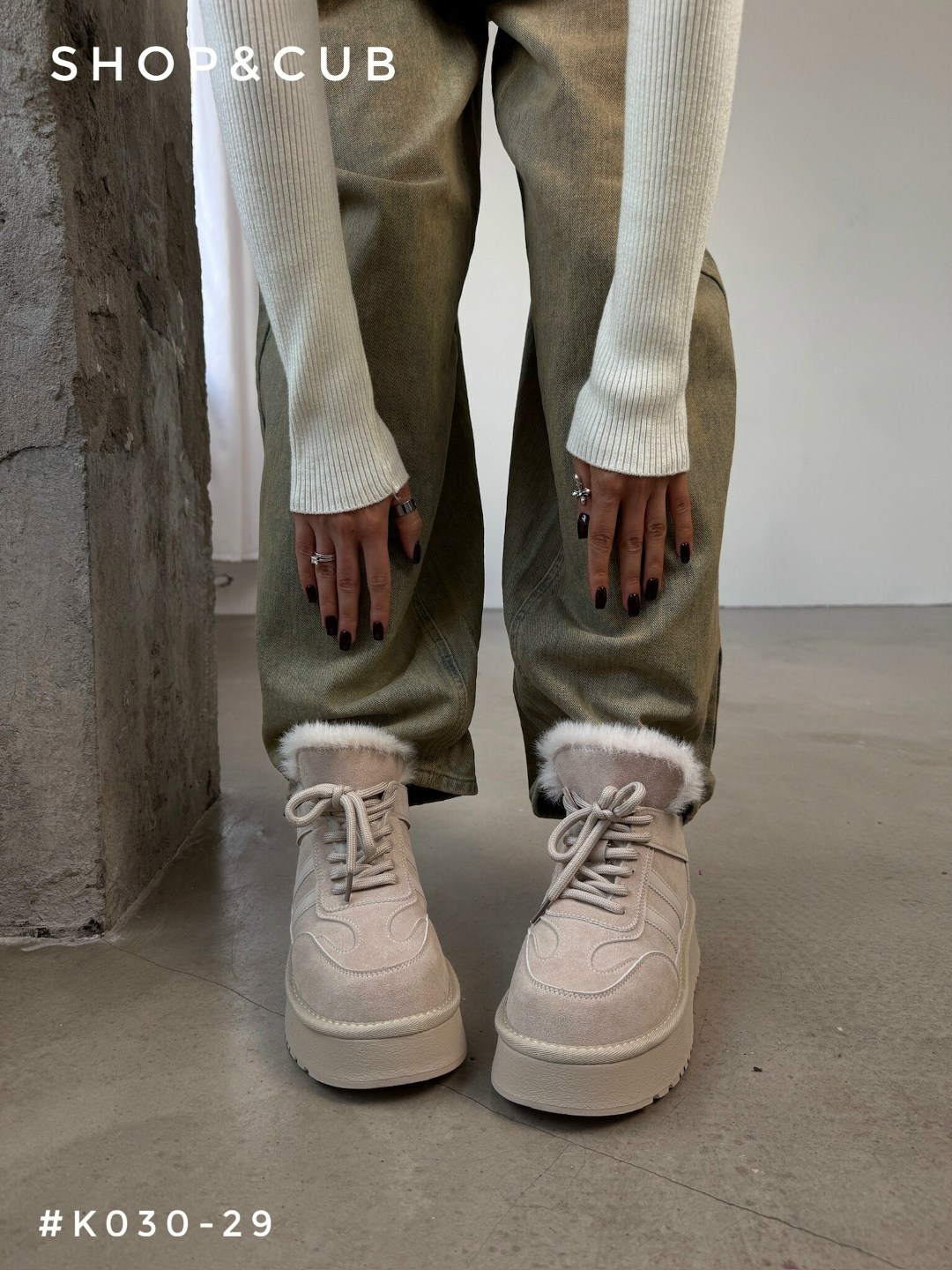 ,зимняя  женская,ботинки угги зимние натуральные на меху и платформе,кроссовки женские,кроссовки зимние женские