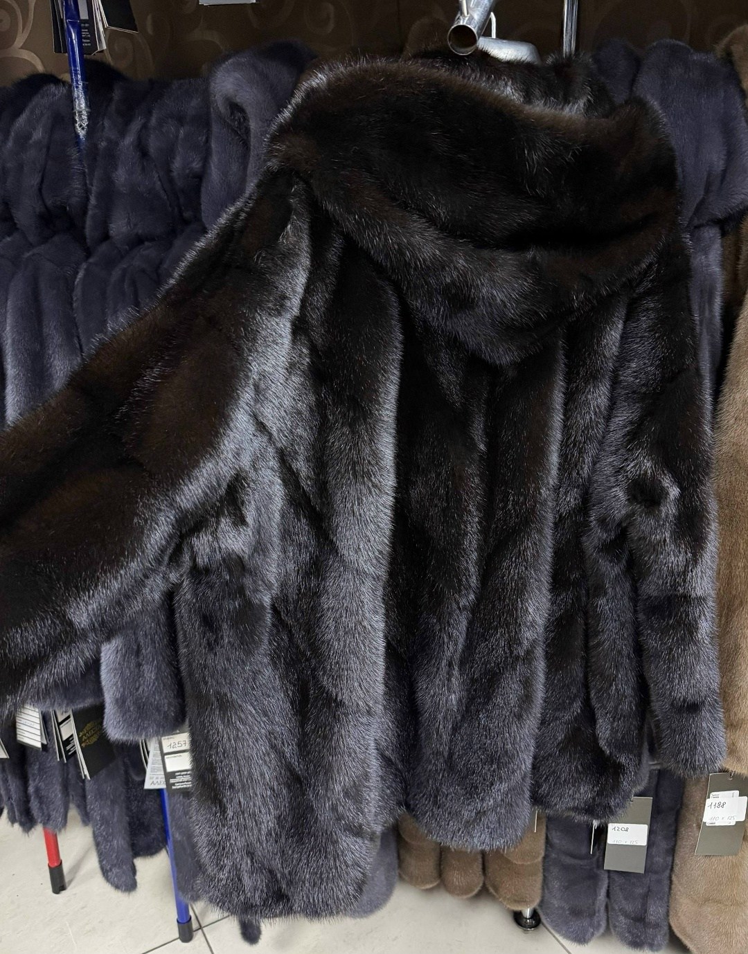 шуба норковая,шуба норковая с капюшоном,шубка из меха европейской норки с капюшоном 80 см,шуба норка,шуба норковая классика