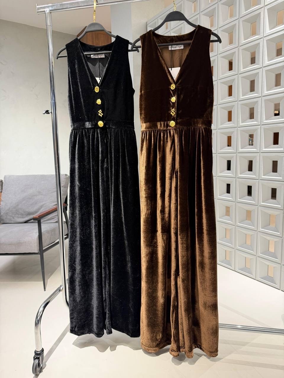 комбинезоны женские,брючный комбинезон,комбинезон из бархата,комбинезон с широкими штанинами и перекрученным передом girl in mind черный,комбинезон бархатный