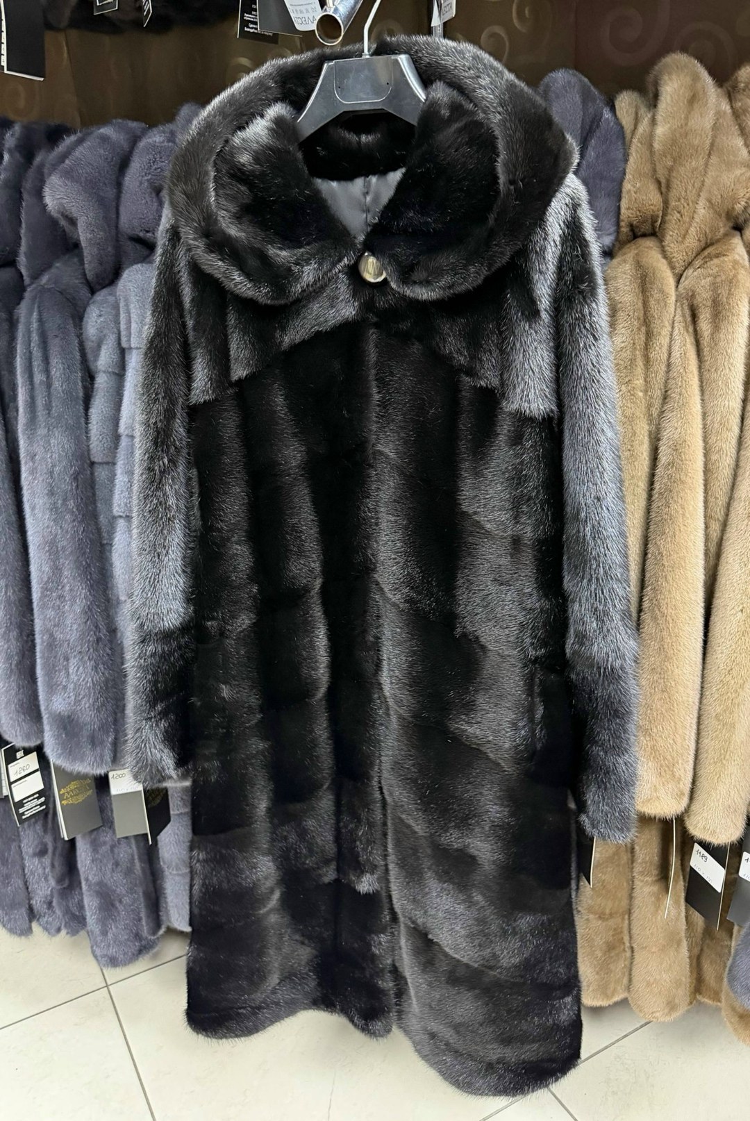 норковая шуба с капюшоном,шуба норковая,норковая шуба поперечка с капюшоном черная,шуба из норки,шуба норка