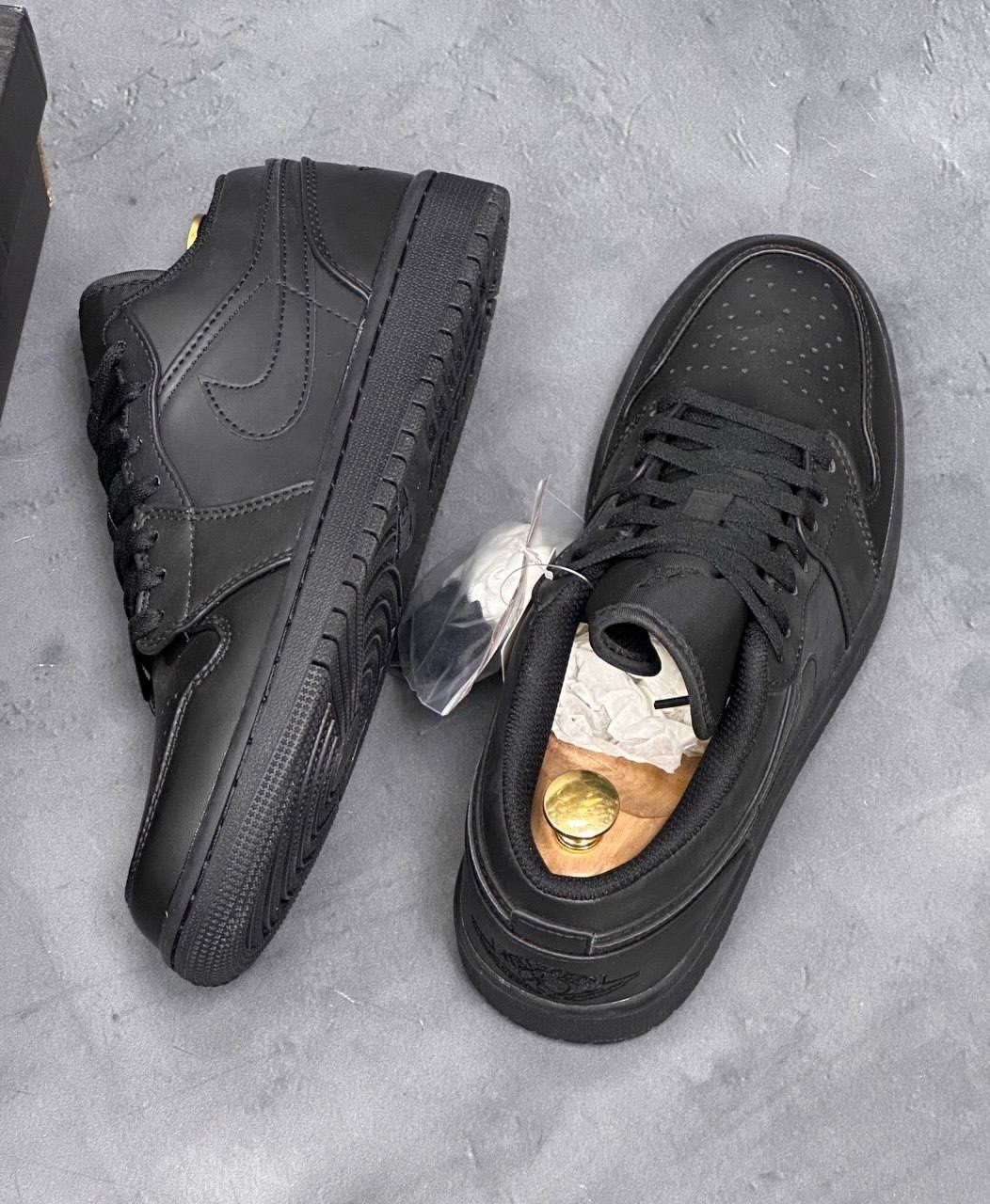 air jordan 1 low "triple black",jordan 1 low "triple black",кроссовки nike air jordan 1 low,nike air jordan 1 low,nike air jordan 1 low black