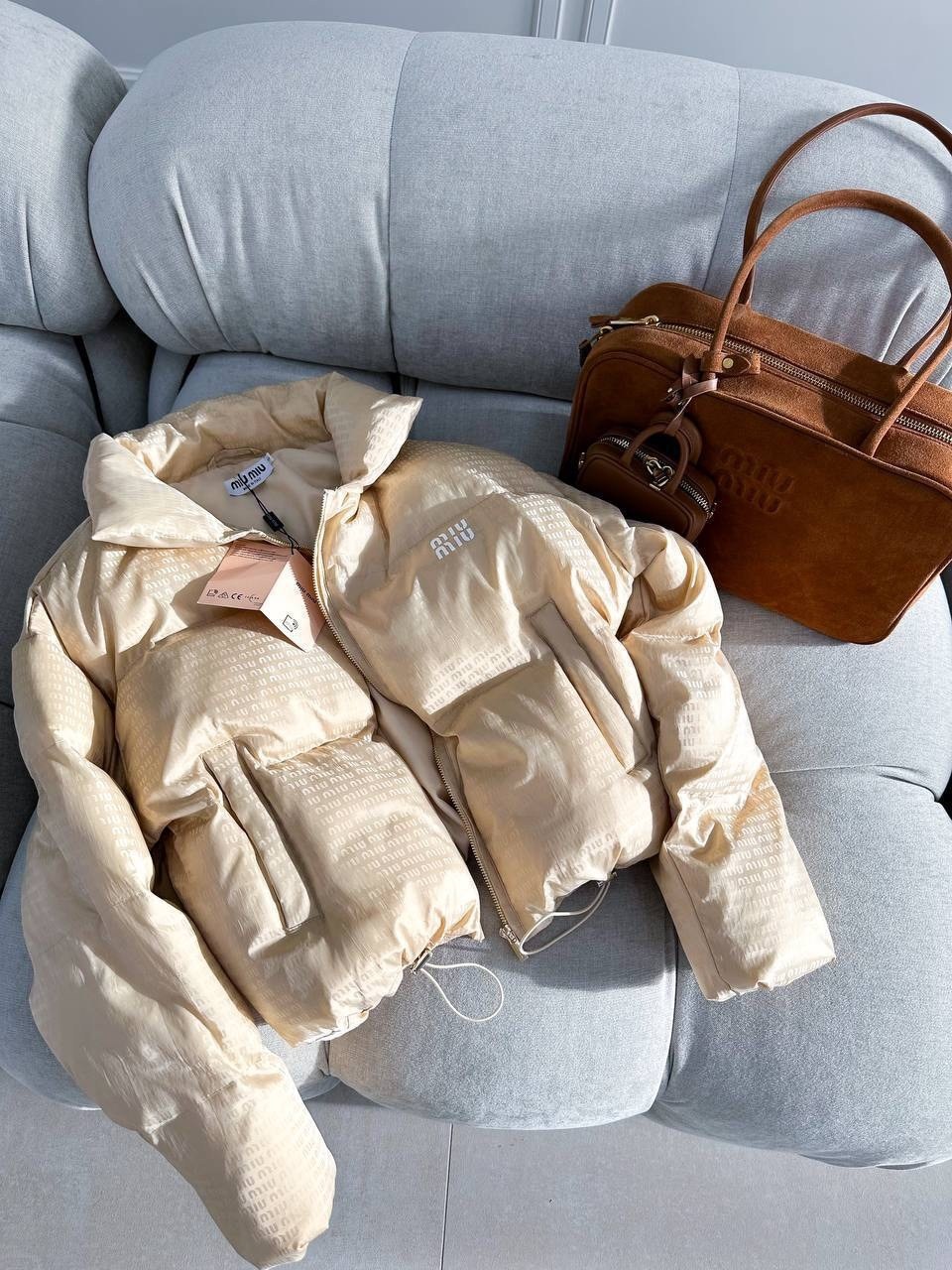 стильная куртка,куртка женская,бежевая куртка,куртка короткая,куртка