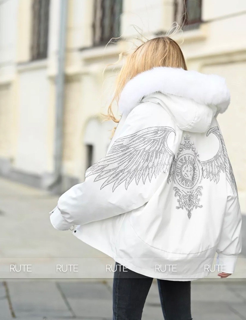 зимние куртки,белая куртка с мехом,белая куртка,куртка женская,куртка зимняя женская