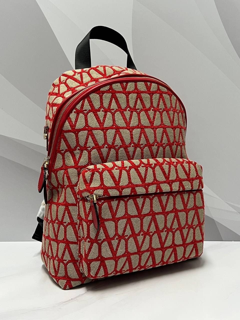 рюкзак,женские рюкзаки,рюкзак модный,рюкзак valentino,рюкзак с принтом
