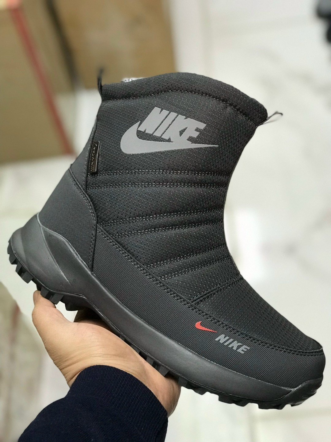 зимние сапоги nike,дутики nike мужские зимние,мужские дутики,дутики nike,дутики