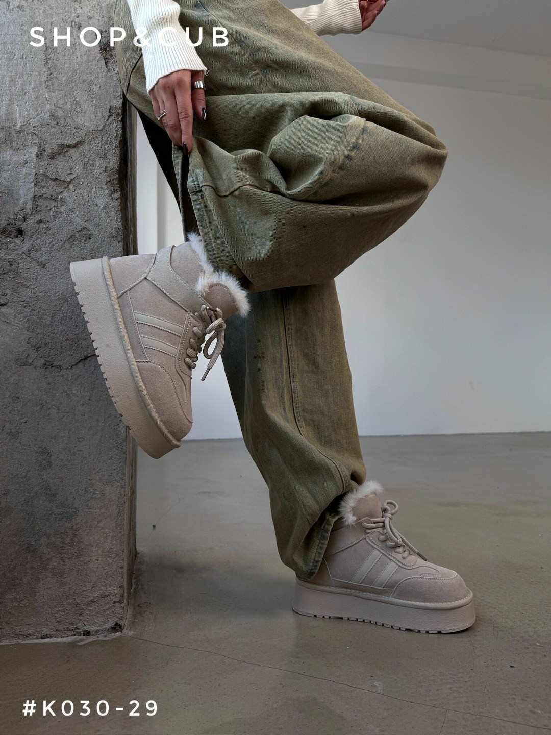 ,зимняя  женская,ботинки угги зимние натуральные на меху и платформе,кроссовки женские,кроссовки зимние женские