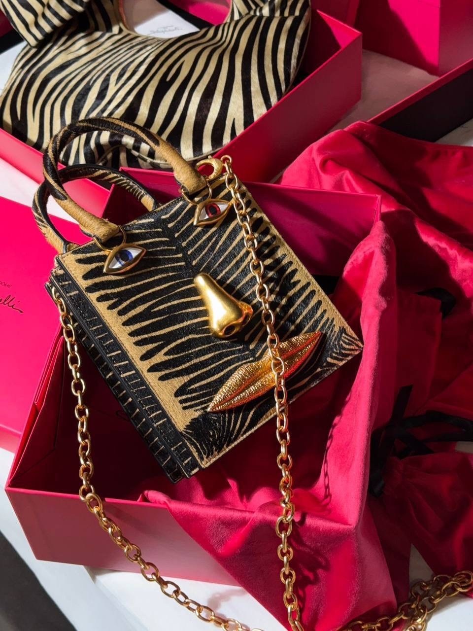 сумка schiaparelli,брендовая женская сумка,сумка-тоут schiaparelli,модная сумка,сумка