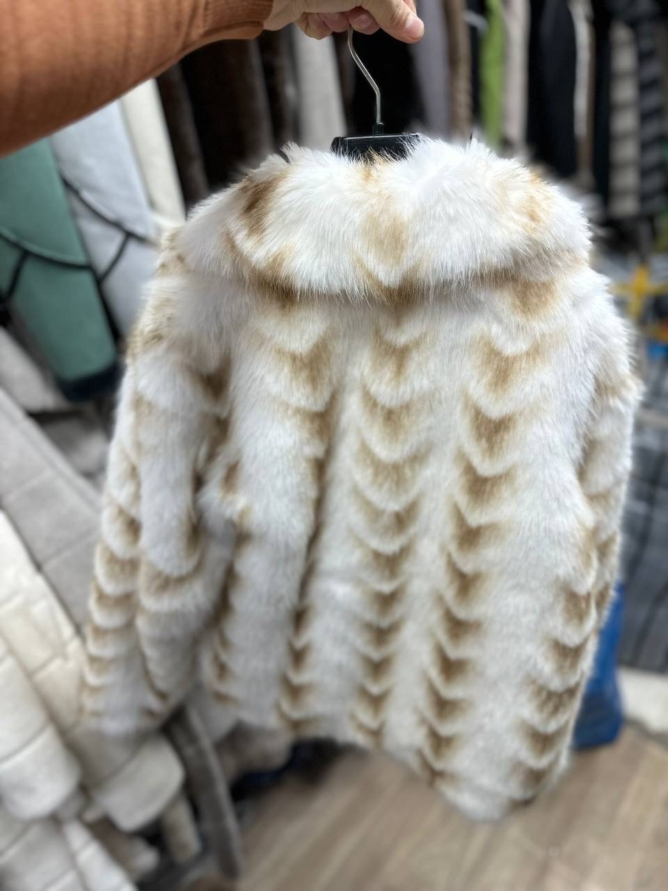 шуба,белая шуба,шуба искусственная,норковая шуба,женские шубы