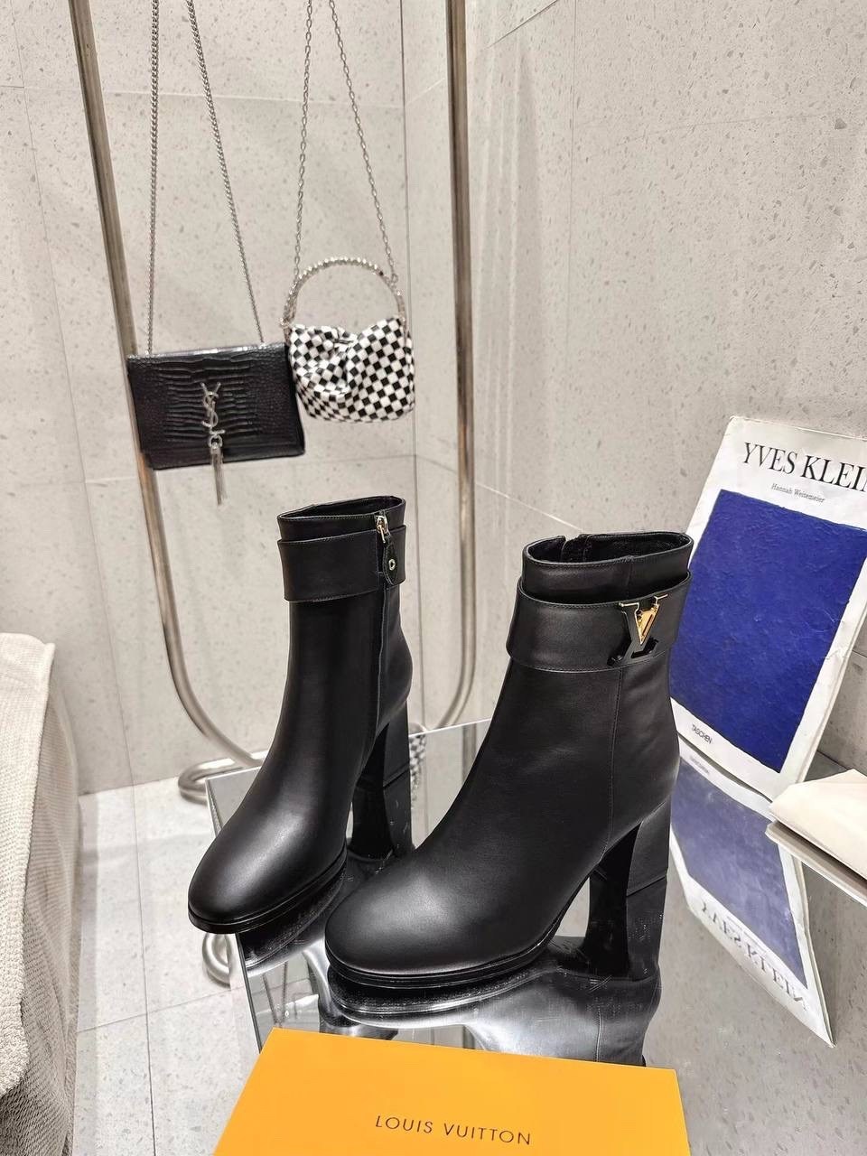 ,женские ботильоны louis vuitton,женская ,ботильоны женские,стильные ботинки