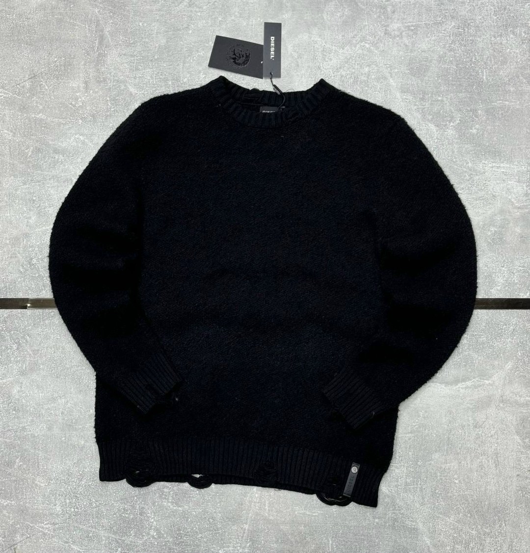 мужской свитер,свитер прада мужской,мужской джемпер свитер,свитер бежевый,свитер