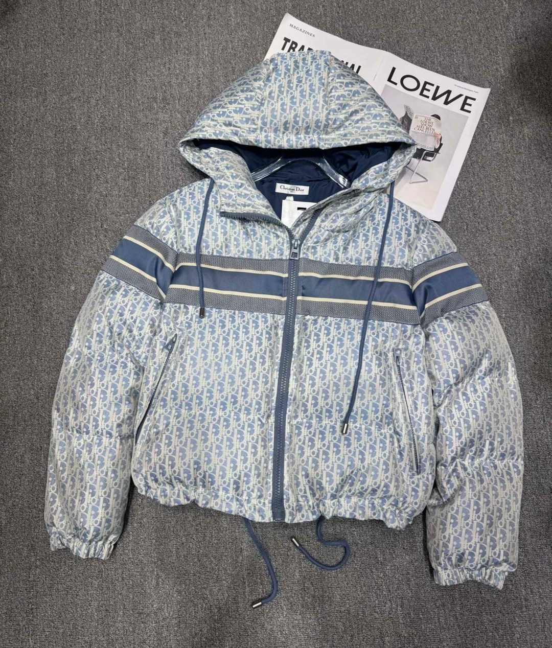 пуховик кристиан диор женский,куртка кристиан диор женские,пуховик кристиан диор,пуховик dior,куртка диор женская