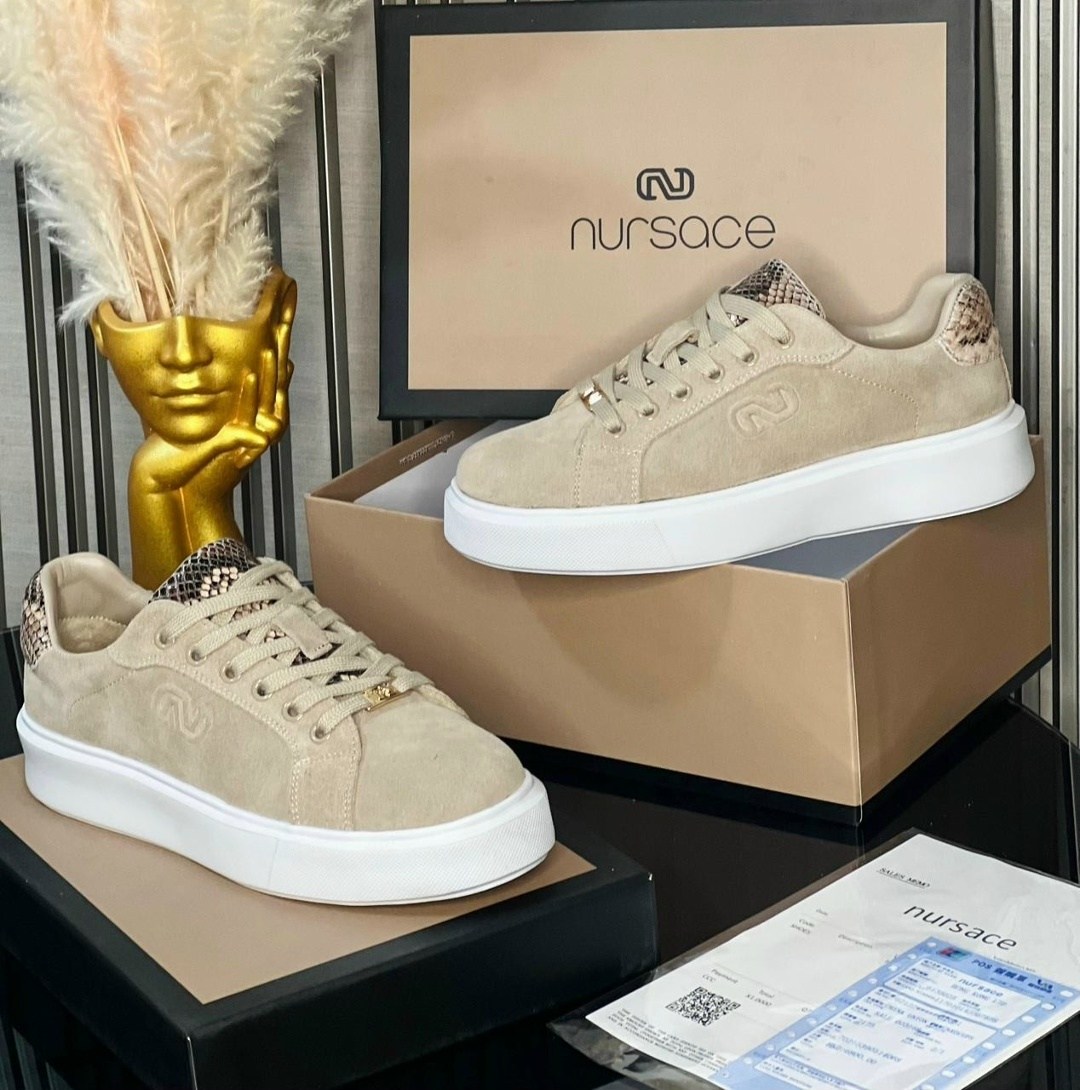 ,кеды женски,замшевые кеды,бежевые кроссовки,кроссовки женскиe