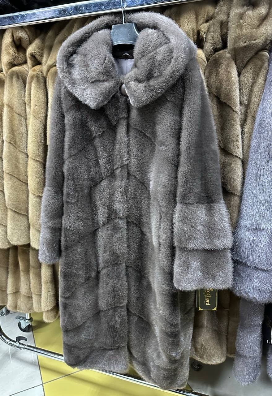 шубка из меха европейской норки с капюшоном цвет графит,шуба норковая,шуба норковая в цвете графит,шубка из меха европейской норки с капюшоном,норковая шуба с капюшоном