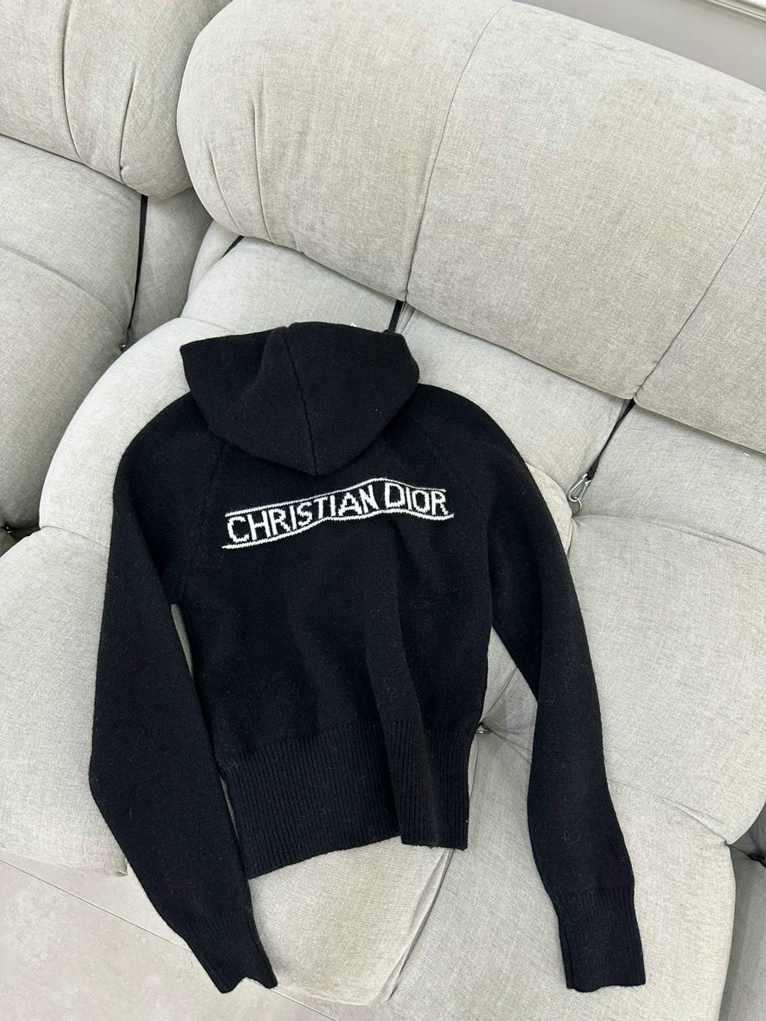 куртка бомбер,стильная куртка,куртка женская,шуба дубленка,стильная дубленка