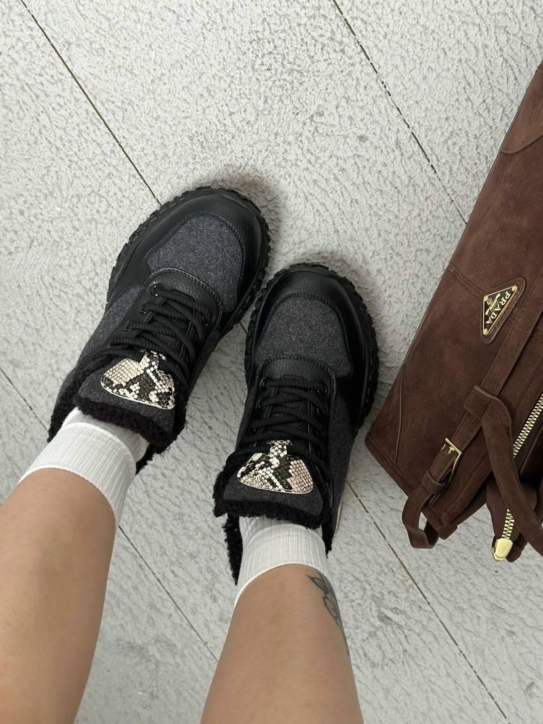 ,зимние женские кроссовки,зимние кроссовки,брендовая ,зимние кроссовки женские с мехом