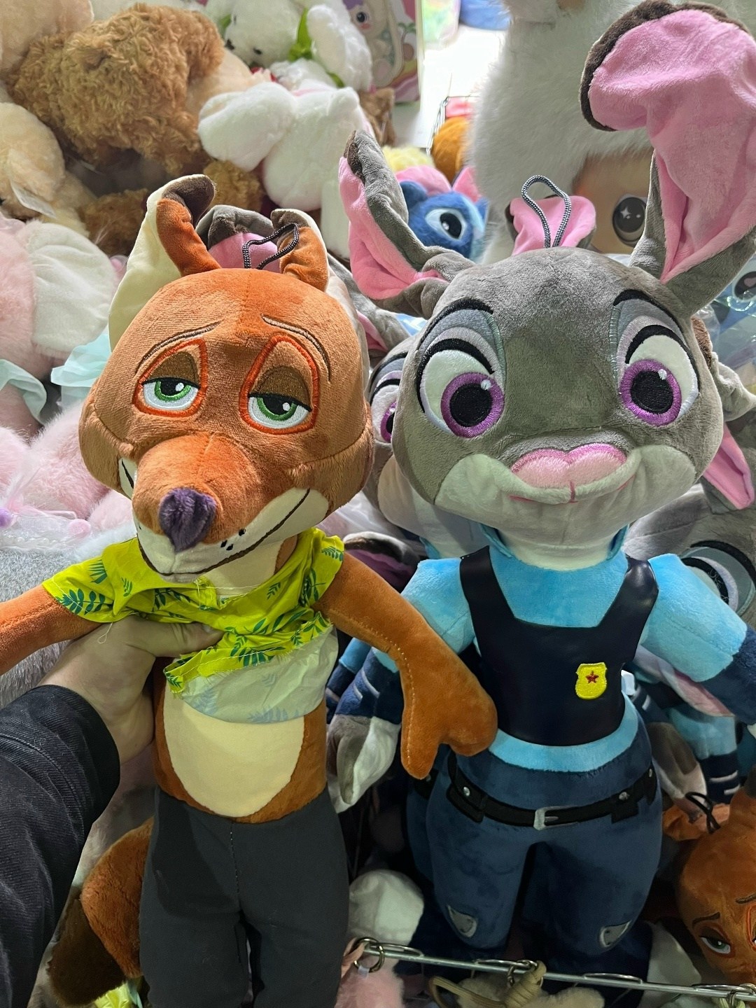 мягкая игрушка зверополис,зверополис игрушка,мягкая игрушка "зверополис" лис ник уайлд,игрушки ник и джуди,мягкие игрушки зверополис джуди хопс и ник уайл 40 см