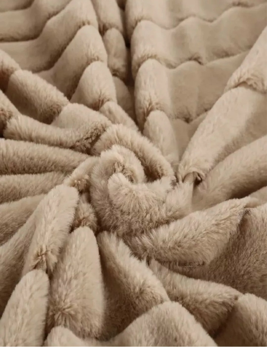 плед-покрывало sofi de marko анабель искусственный мех бежевый 220х240,плед покрывало,плед sofi de marko шиншилла 160х220 см,бежевый плед,двухслойный плед покрывала кролик шиншилла 200 х 220 см с иску