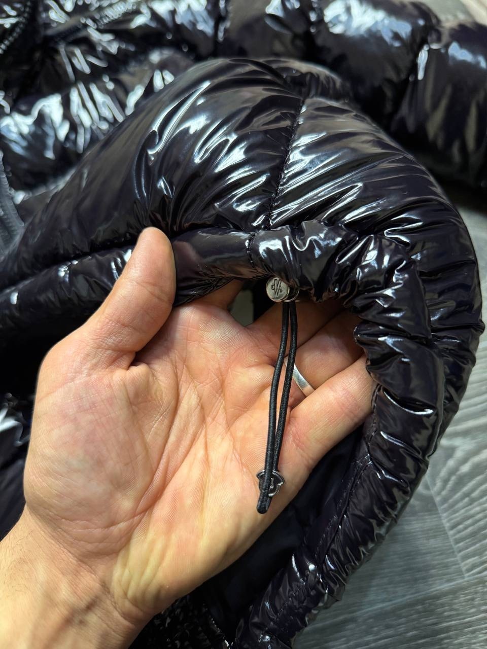 пуховик moncler мужской,пуховик moncler,пуховик moncler maya глянцевый,зимняя куртка moncler,пуховик moncler maya