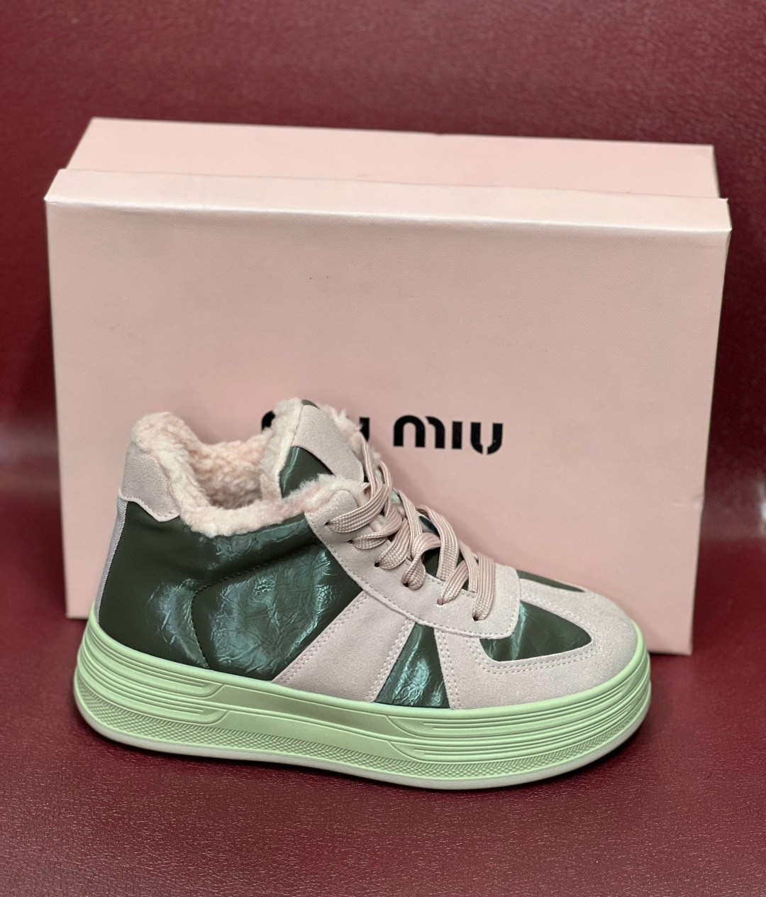 кроссовки зимние женские miu miu,кроссовки кеды miu miu на меху зима,кроссовки с мехом miu miu,кроссовки кеды miu miu на меху зима размер 36-40,кеды женские с мехом miu miu