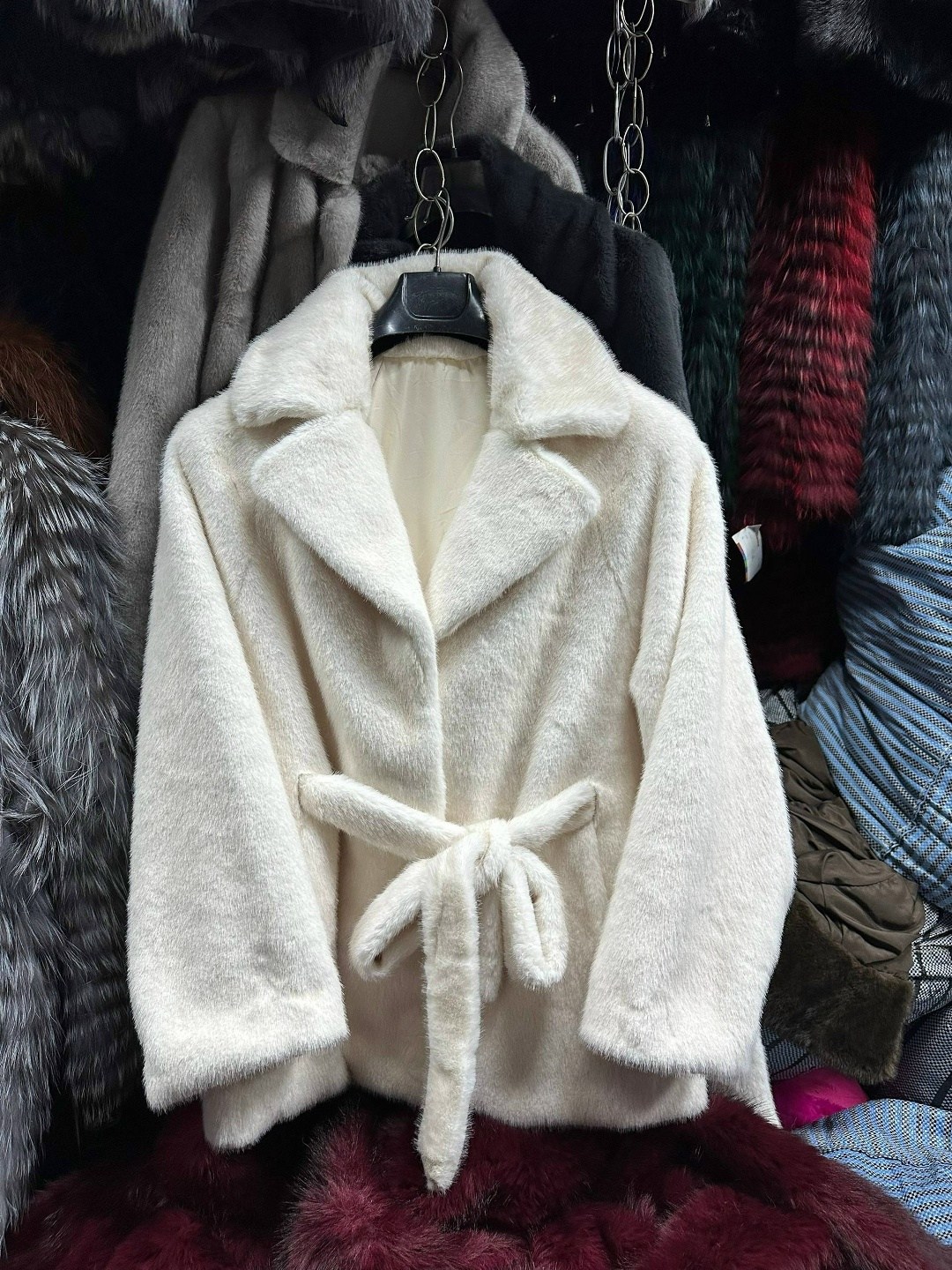 искусственная шуба под норку,шубка,шуба норковая,шубка норка с капюшоном,шуба