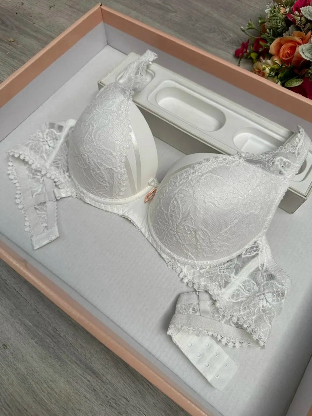 нижнее белье бюстгальтер,бюстгальтер пуш ап,бюстгальтер,женские бюстгальтеры,бюстгальтер с тройным пуш ап