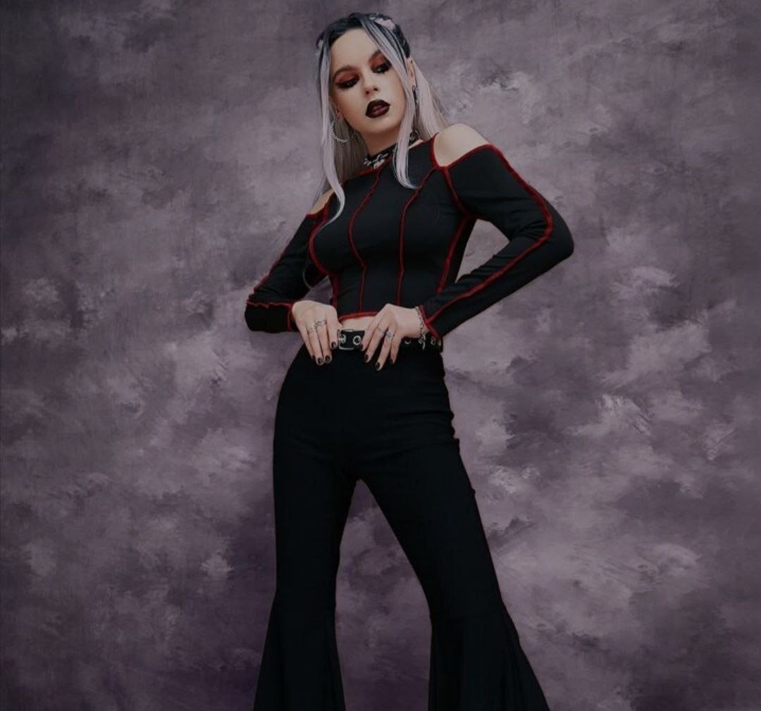 женская кофта,открытые плечи,короткая футболка,кофта толстовка,кофточка