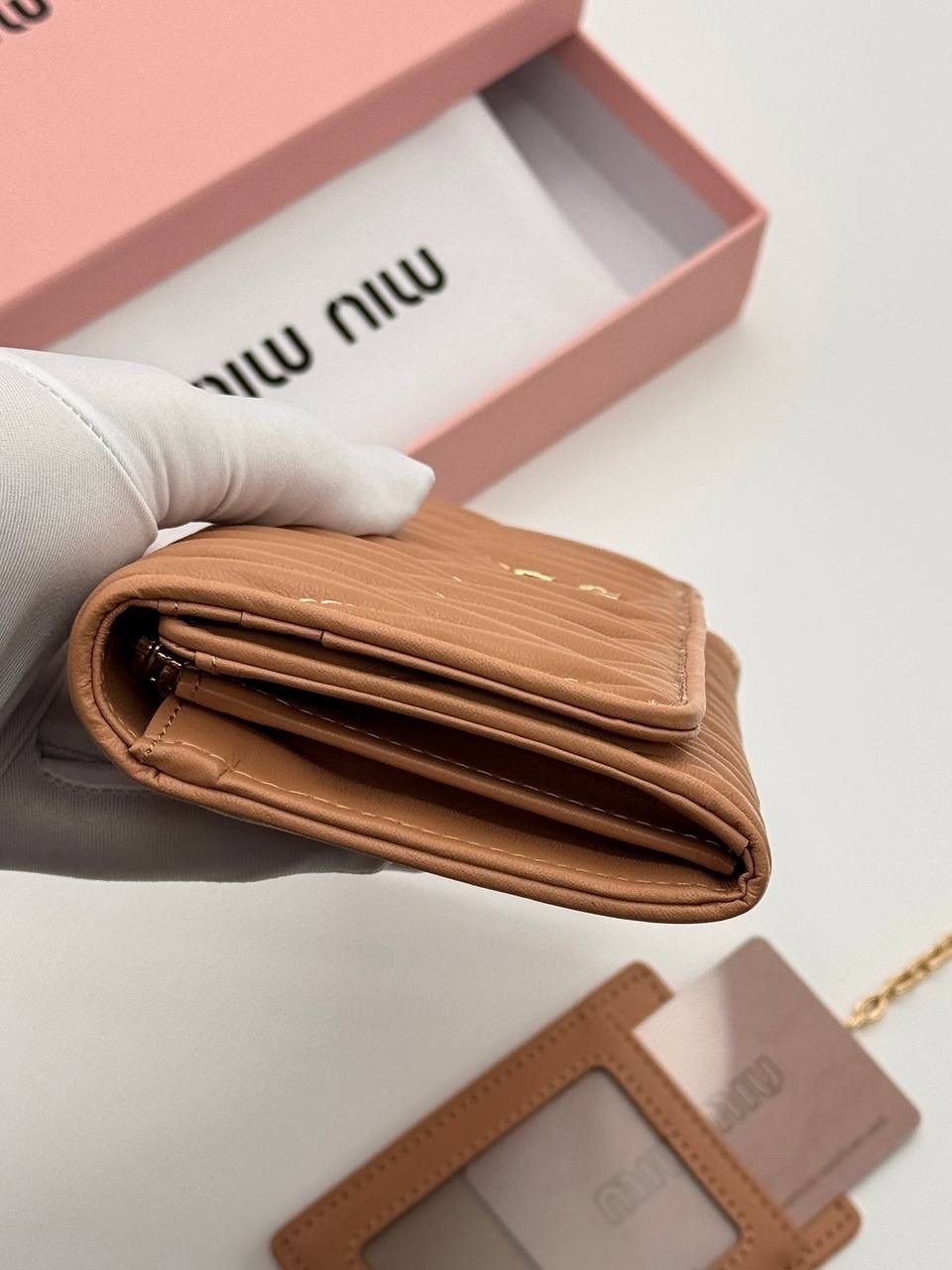 кошелек миу миу,кошелек miu miu,женские кошельки,модный кошелек,кошельки для женщин