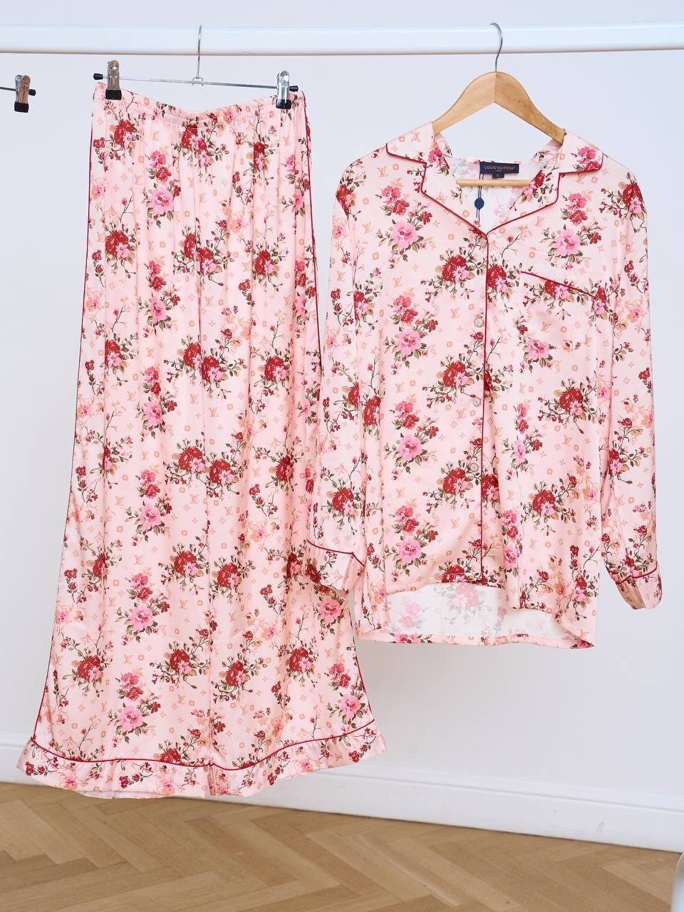 пижамные костюмы,пижама для женщин,пижамы женски,пижамы с брюками,костюм женский