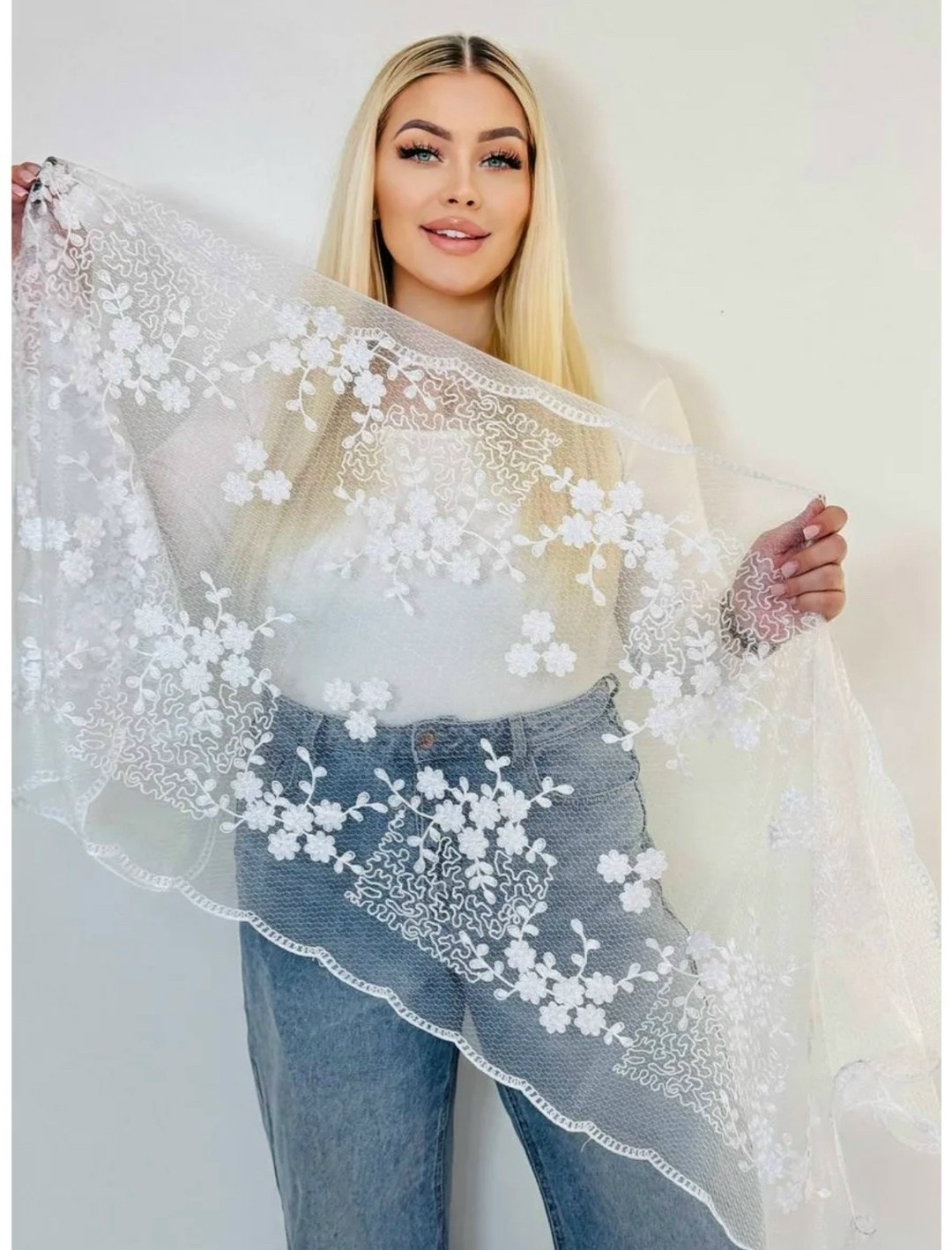 кружевной палантин,женские платки,кружевной платок,платок шарф накидка церковный,шарф накидка