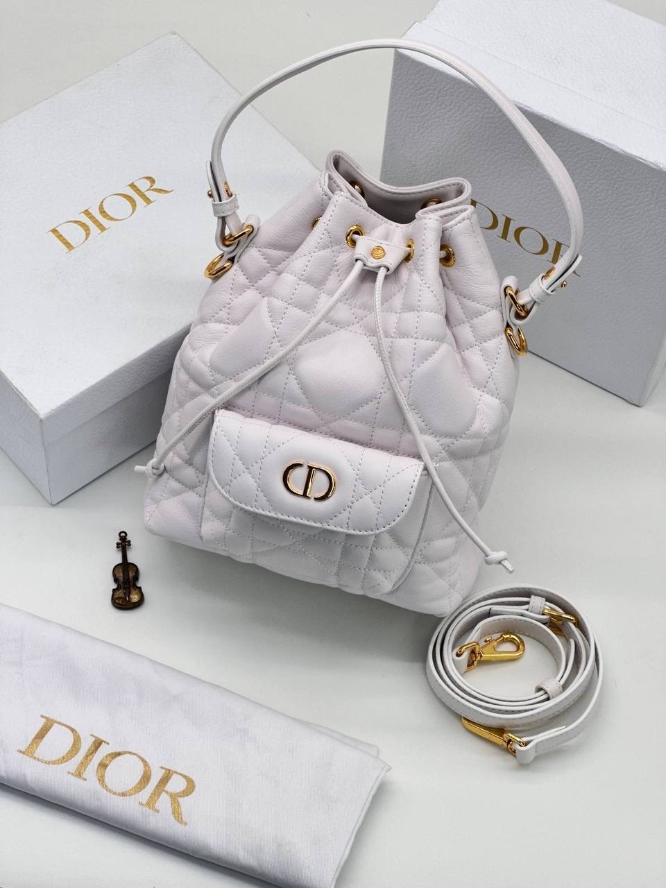 dior сумка,сумка диор белая,сумка диор,стильная сумка,сумка леди диор белая
