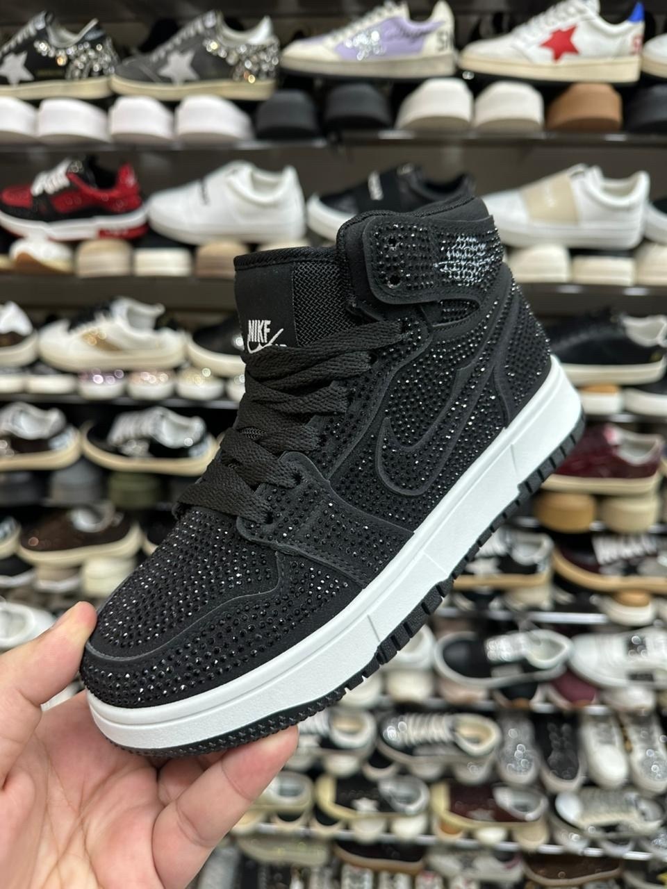 кроссовки,блестящие кроссовки,кроссовки со стразами,классные кроссовки, кроссовки