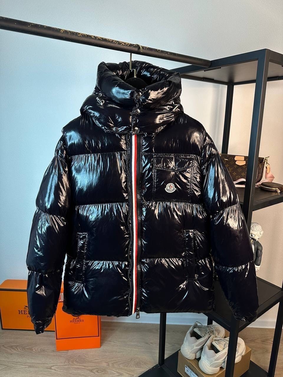пуховик moncler мужской,пуховик moncler зимний,куртка мужская зимняя moncler,монклер бренд,куртка монклер валентино