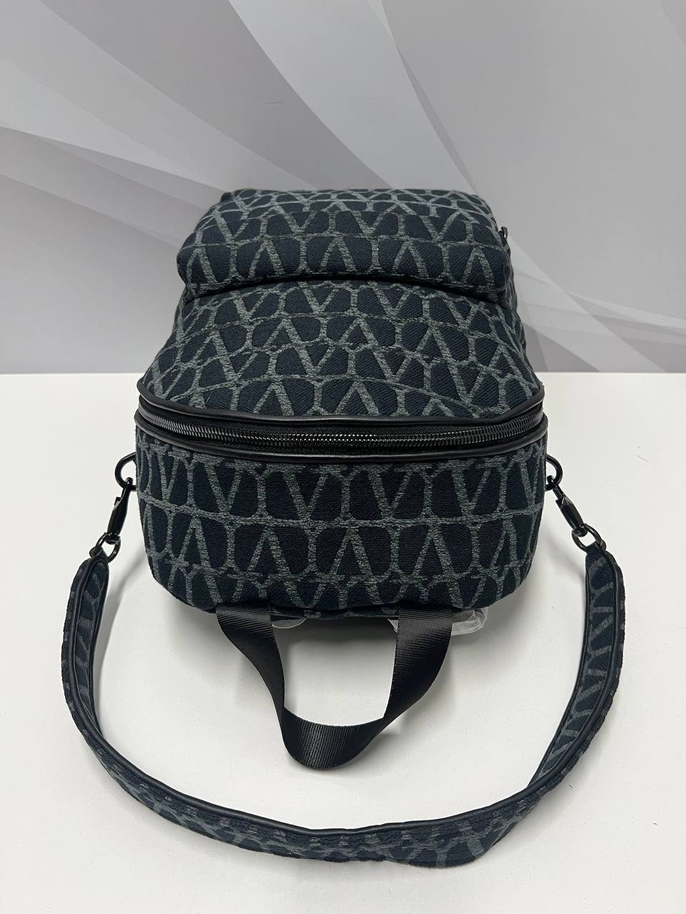 рюкзак,женские рюкзаки,рюкзак модный,рюкзак valentino,рюкзак с принтом