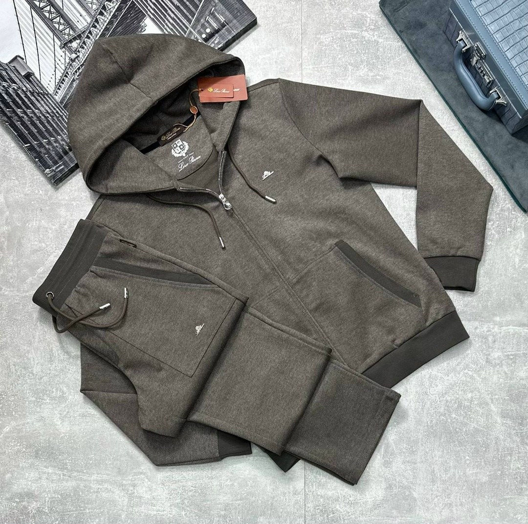 спортивный костюм brunello cucinelli,спортивный костюм loro piana,спортивные костюмы мужские брендовые из италии,костюм brunello cucinelli,костюм спортивный